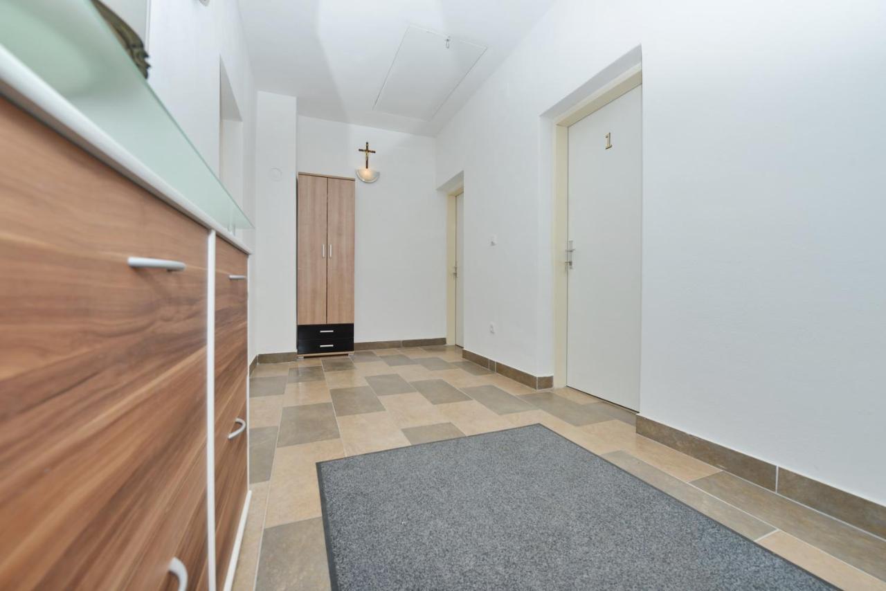 Apartmani L&R ビビニェ エクステリア 写真